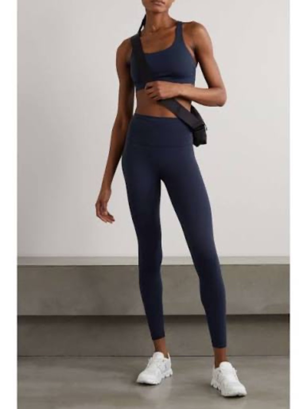 Lululemon wonder train tights leggings navy size 4 like new